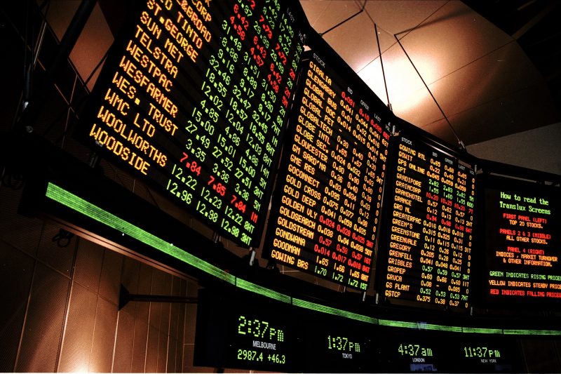 Ekonomika, společnosti a finance dne 26. prosince 2025