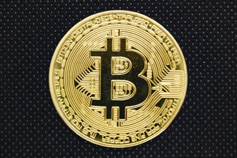 Bitcoin čelí riziku takzvané spirály smrti a těžaři varují